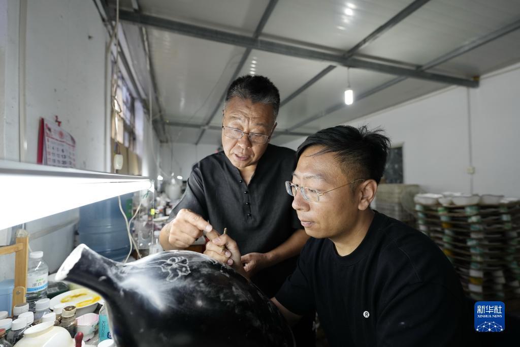 百老汇游戏平台
